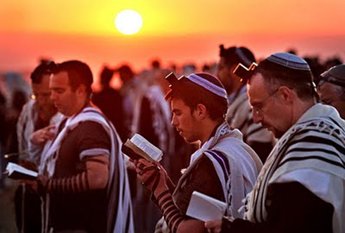 YOM KIPPUR – THE BAIS HAMIKDASH OF TIME BY RAV BRAZIL PARSHAS VAYEILACH