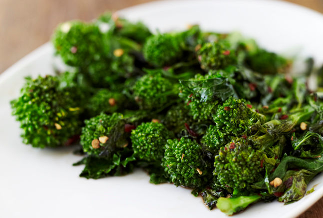 JoyOfKosher.com’s Spicy Braised Broccoli Rabe by Jamie Geller - Shabbat ...